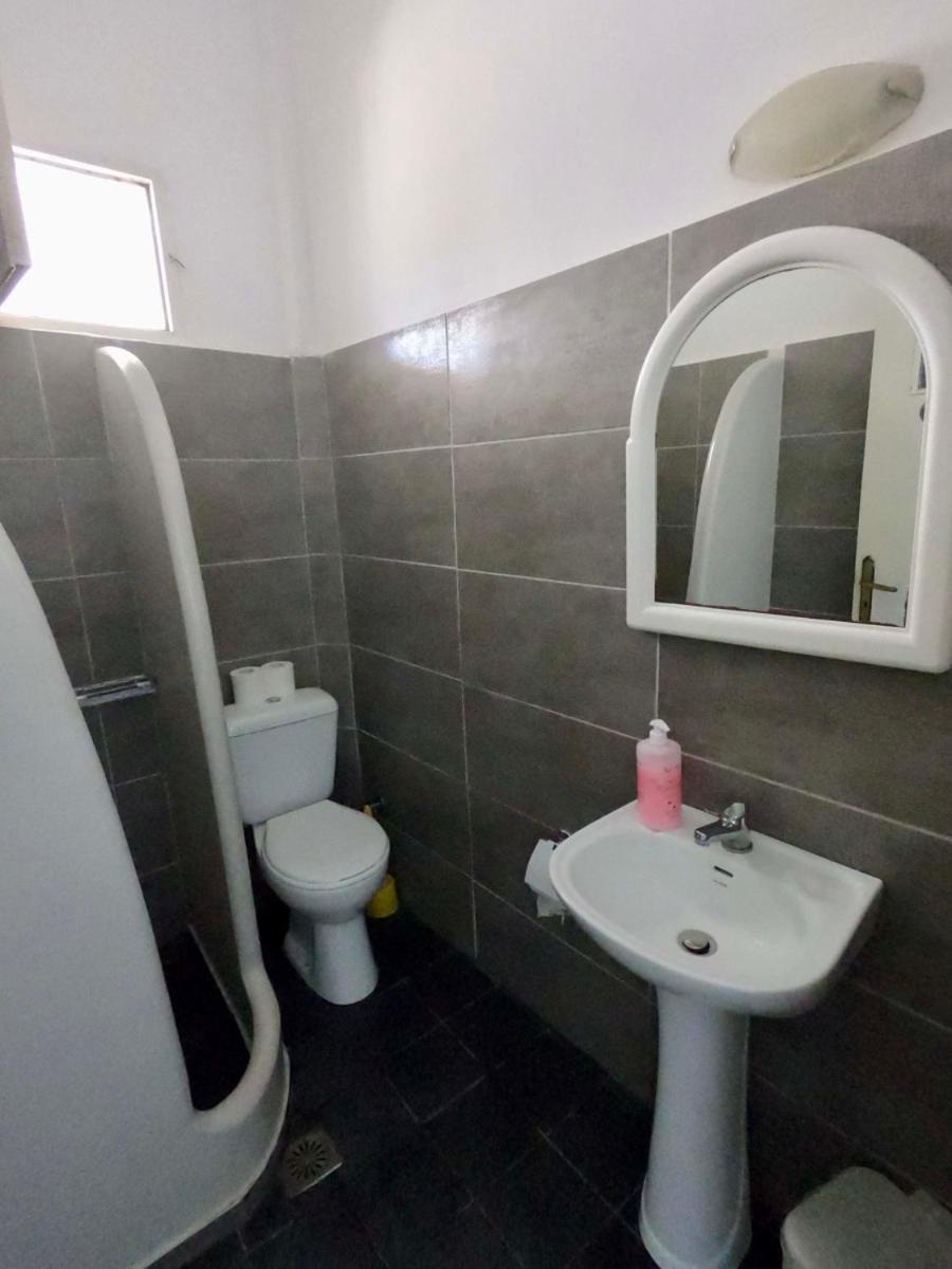 Fira Backpackers Place Εξωτερικό φωτογραφία